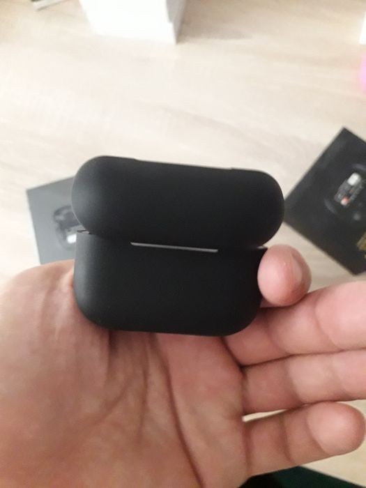 Qora ekranli AirPods pro kafolati bilan seaftili varianti