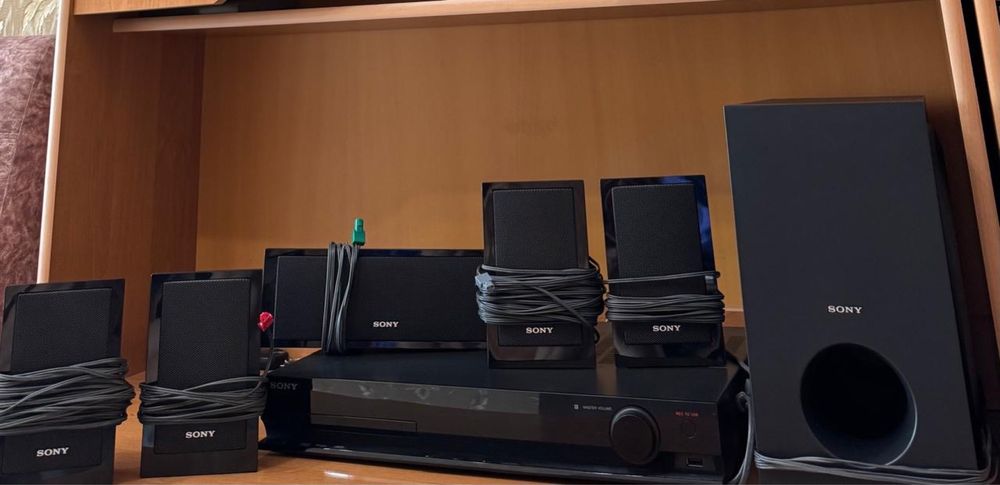 Продам Домашний кинотеатр SONY