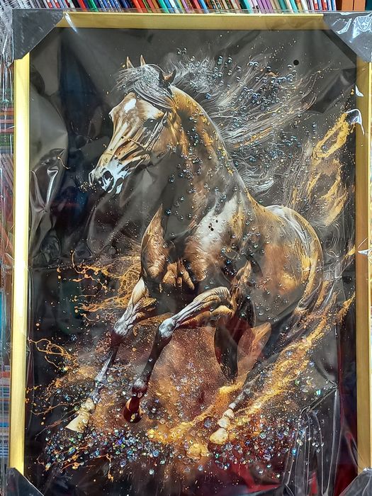 Картина инкрустированая камнями.