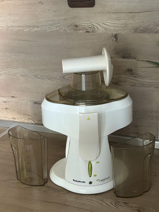 Продавам сокоизтисквачка