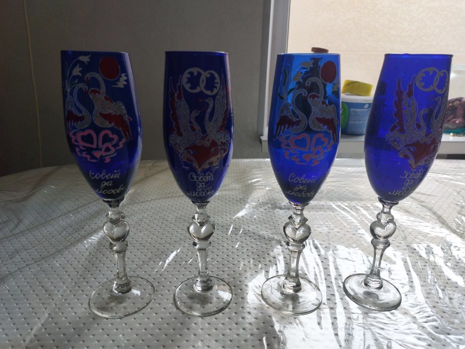 Продам богемское стекло бокал