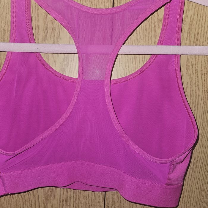 Бюстието Victoria secret оригинално