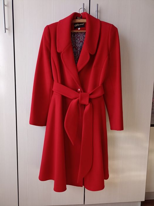 Пальто демисезонное