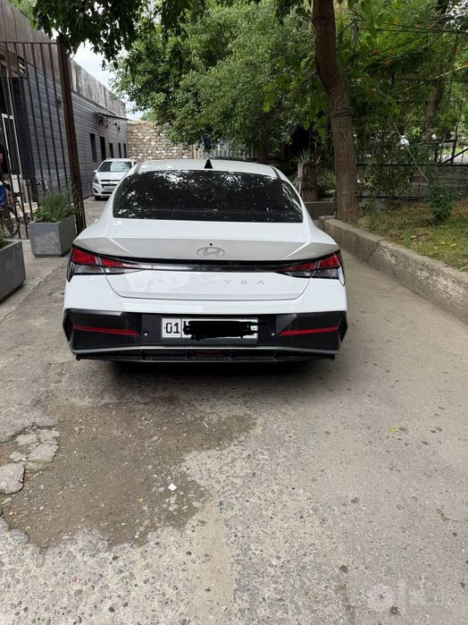 Hyundai Elantra reys tailing