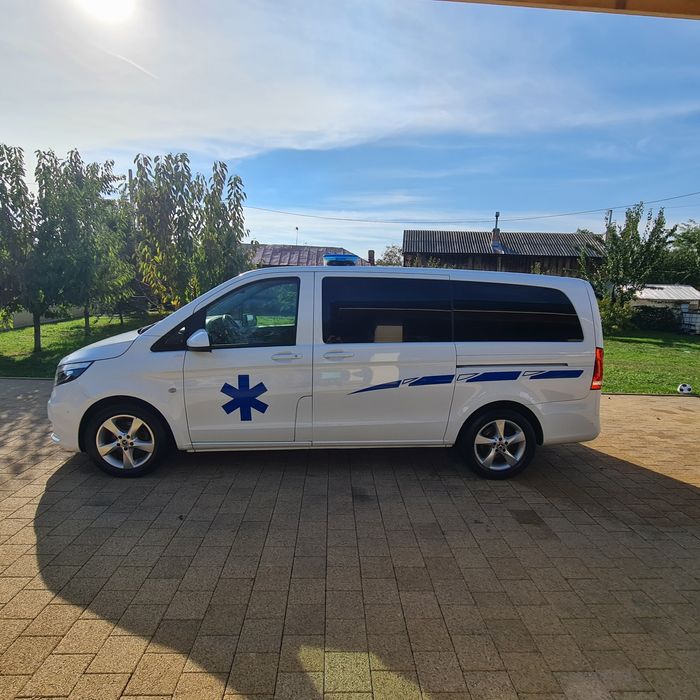 Vând ambulanta Vito
