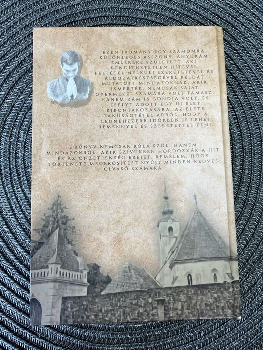 Carte foarte interesanta despre un preot catolic !