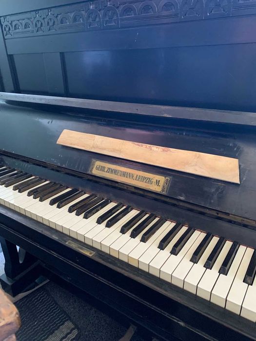 Пиано Цимерман с оригинално столче регулируемо!