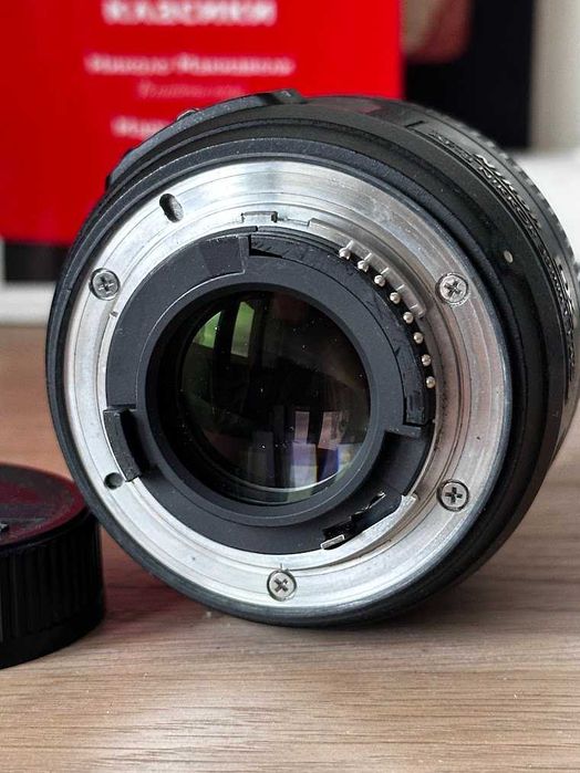 Обектив Nikon AF-S DX 35mm f/1.8G