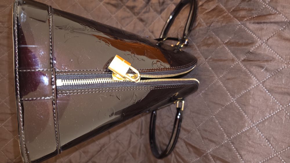 Geantă damă Louis Vuitton 100% originală