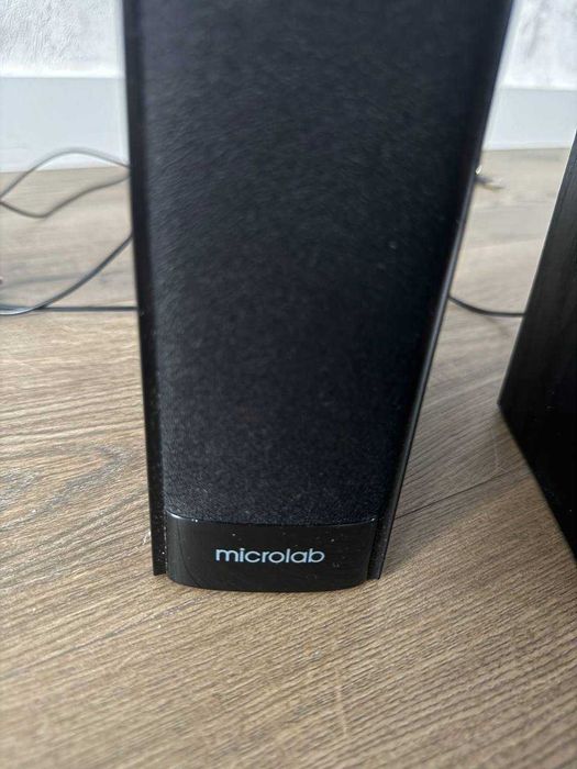 Колонки Microlab — пара сателлитов, стерео звук