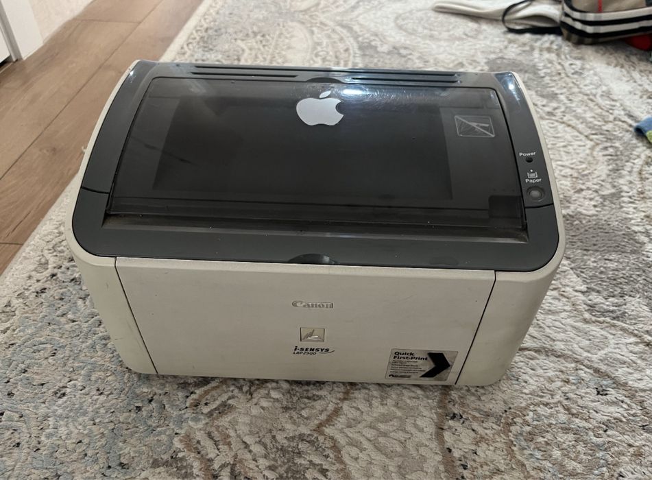 Продам Canon i-SENSYS LBP2900 бу