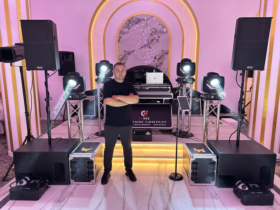 DJ / Solistă / Fum Greu
