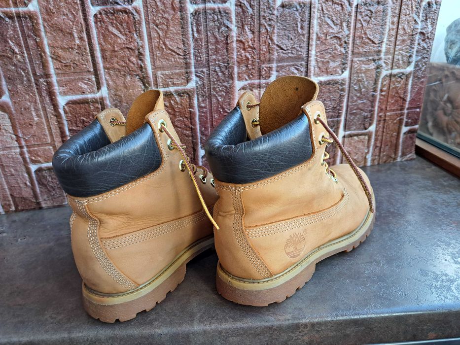 дамски зимни обувки,боти,кубинки,ном38,Timberland