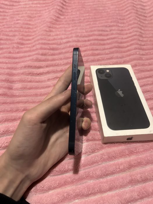 Продам Айфон 13 128gb 75%