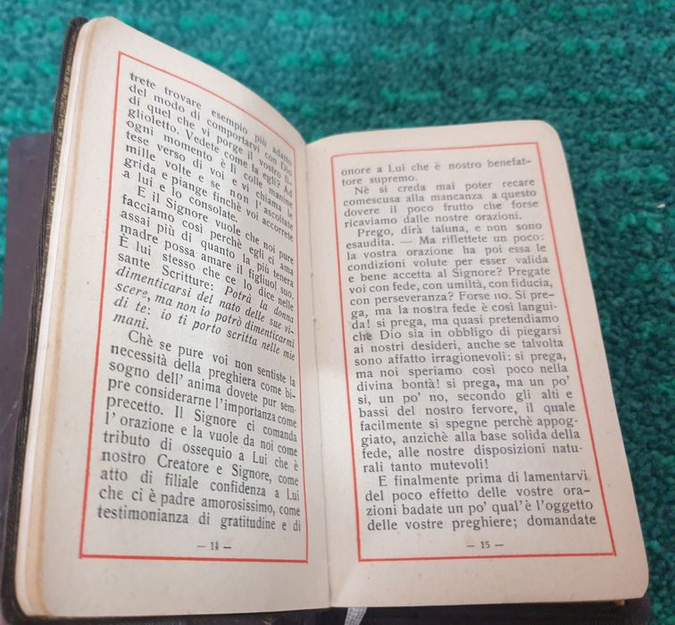 Carte religioasa catolica