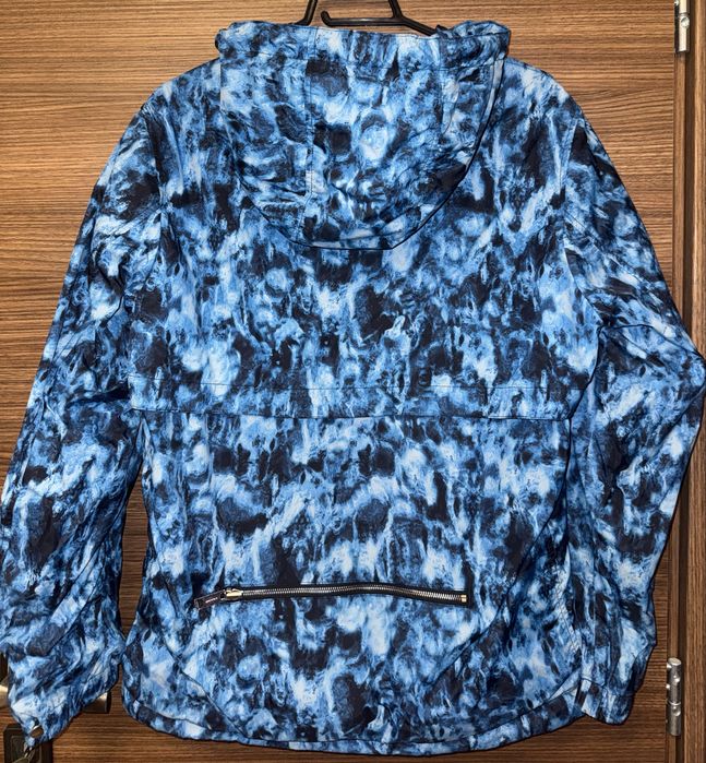 Burberry Packable Water-Print Hooded Jacket / Crossbody Bag - Mărimea S