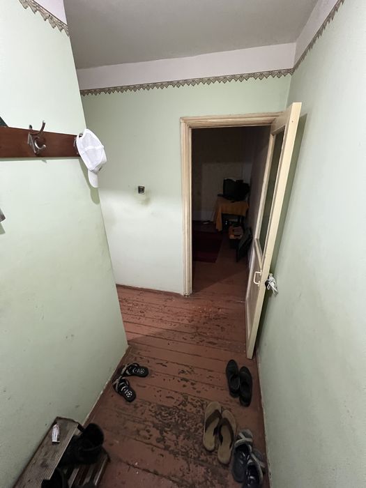 Продается 2х комнатная квартира в 1м микрорайоне (октябрь)