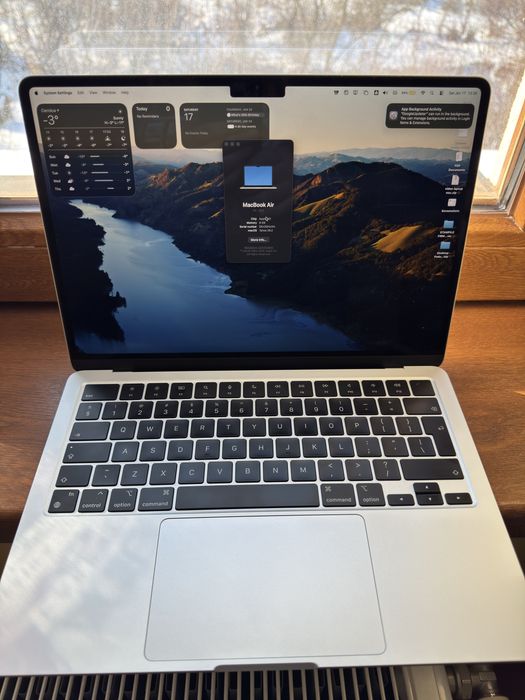 2024 Macbook Air M2 8GB/256SSD silver factura istyle