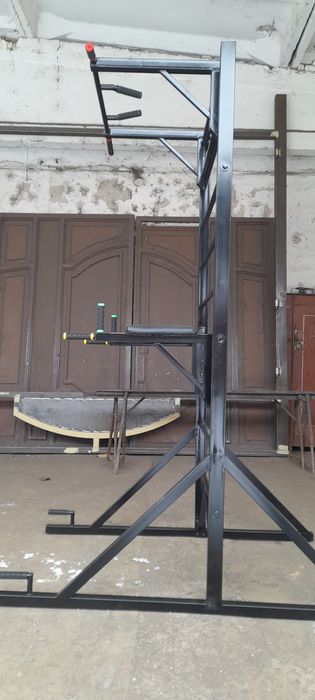 Turnik , brus , press , arjumaniya uchun trenajor