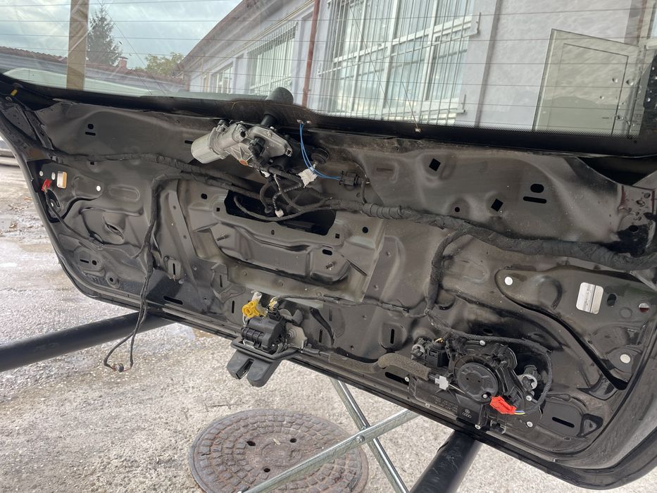 Haion / capota portbagaj Audi A4, RS4 B9  avant facelift + camera