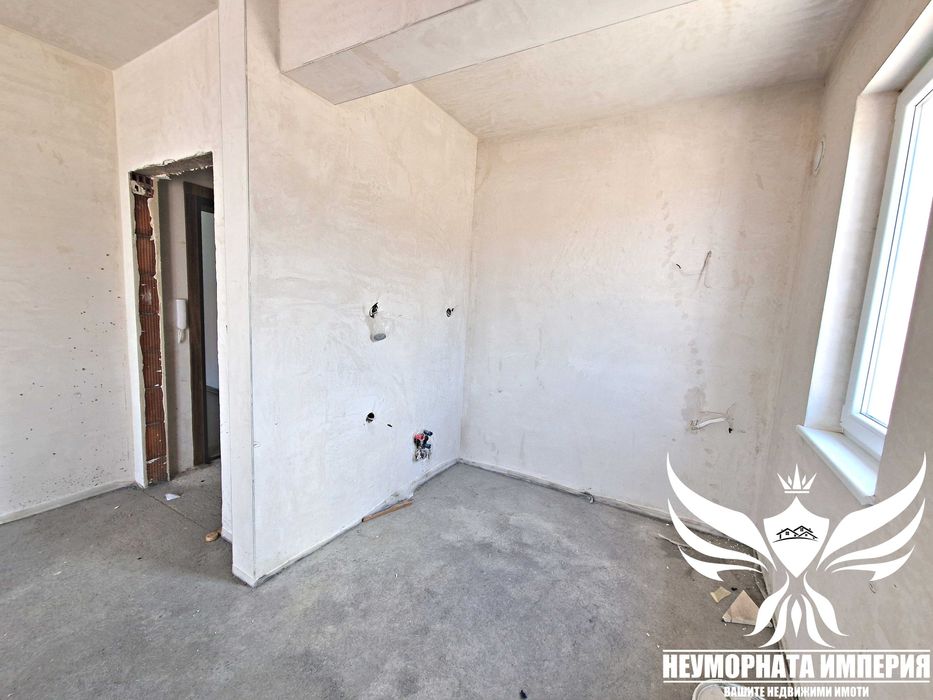 Продава се Тристаен апартамент в Асеновград - 114 кв.м за 904 €/кв.м - Снимка #1