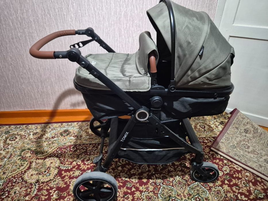 Продается коляска б/у