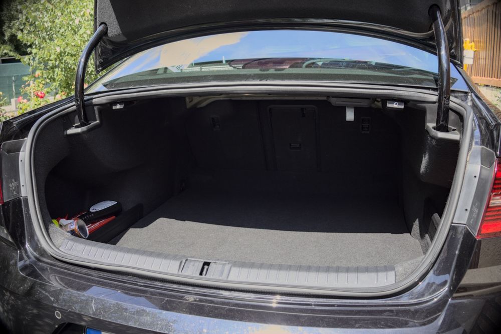 VW PASSAT B8, Highline,  an 2019, 63636 km