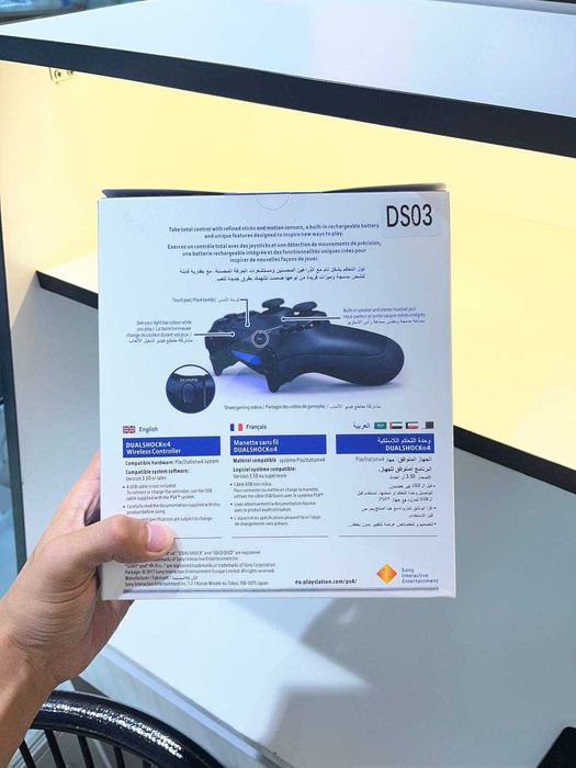 джойстик DualShcok для PlayStation4