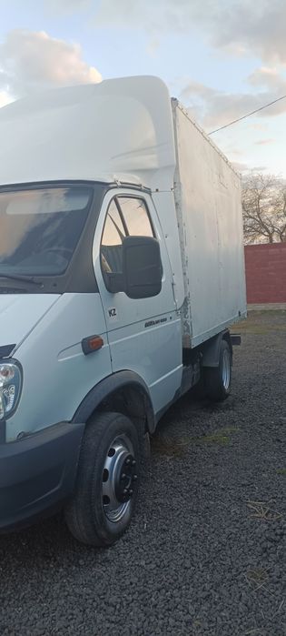 Продам газель 2010г