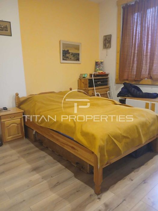 Тристаен апартамент Съдийски