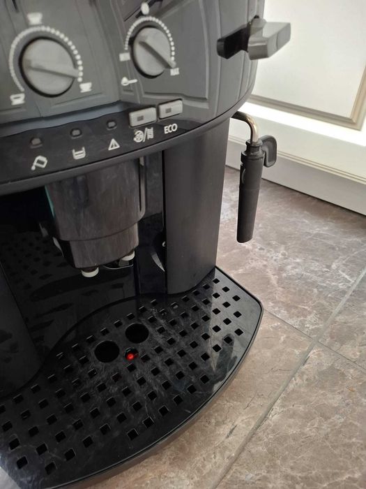 Aparat de cafea De'Longhi