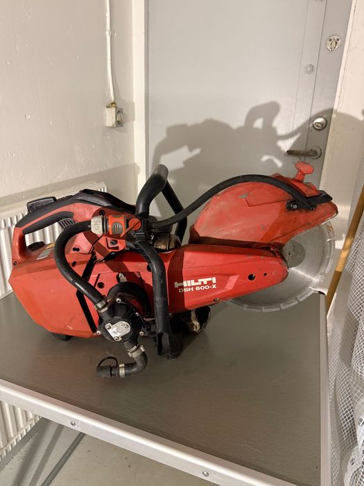 Drujbă de Tăiat în Beton HILTI