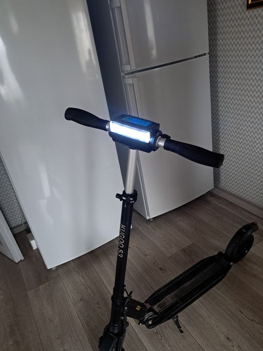 Продам электросамокат