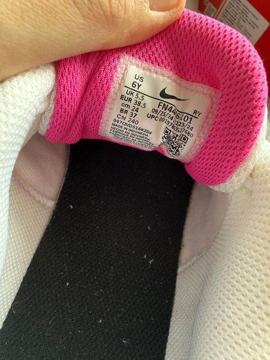 Оригинални маратонки Nike AIR NOVA