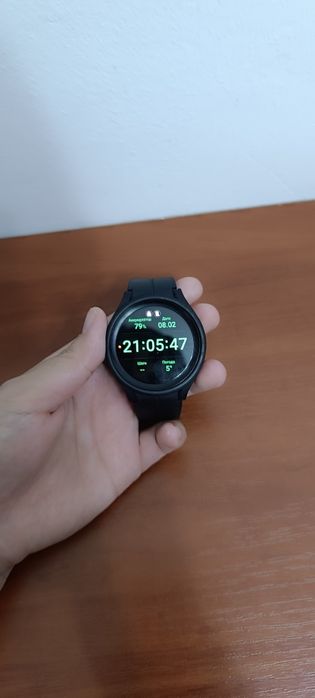 Samsung galaxy smart watch 5 pro