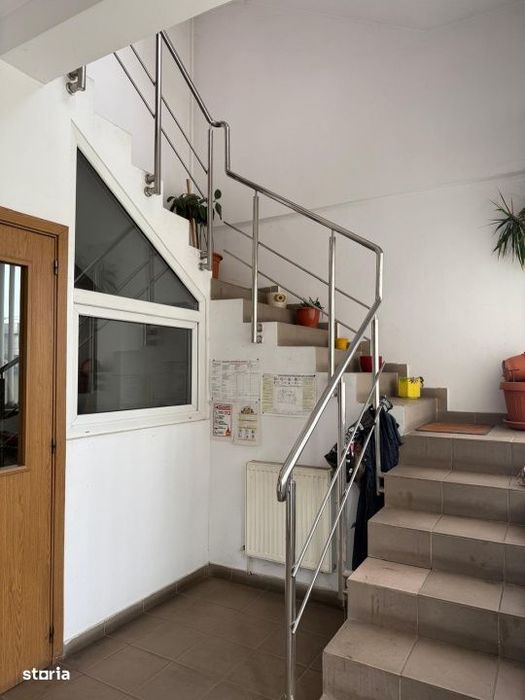 Spatiu comercial, 840 mp utili, zona Brestei