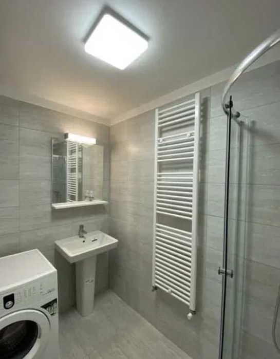 Дава се под наем Тристаен апартамент в Пловдив, Център - 87 кв.м за 280.5 € - Снимка #1