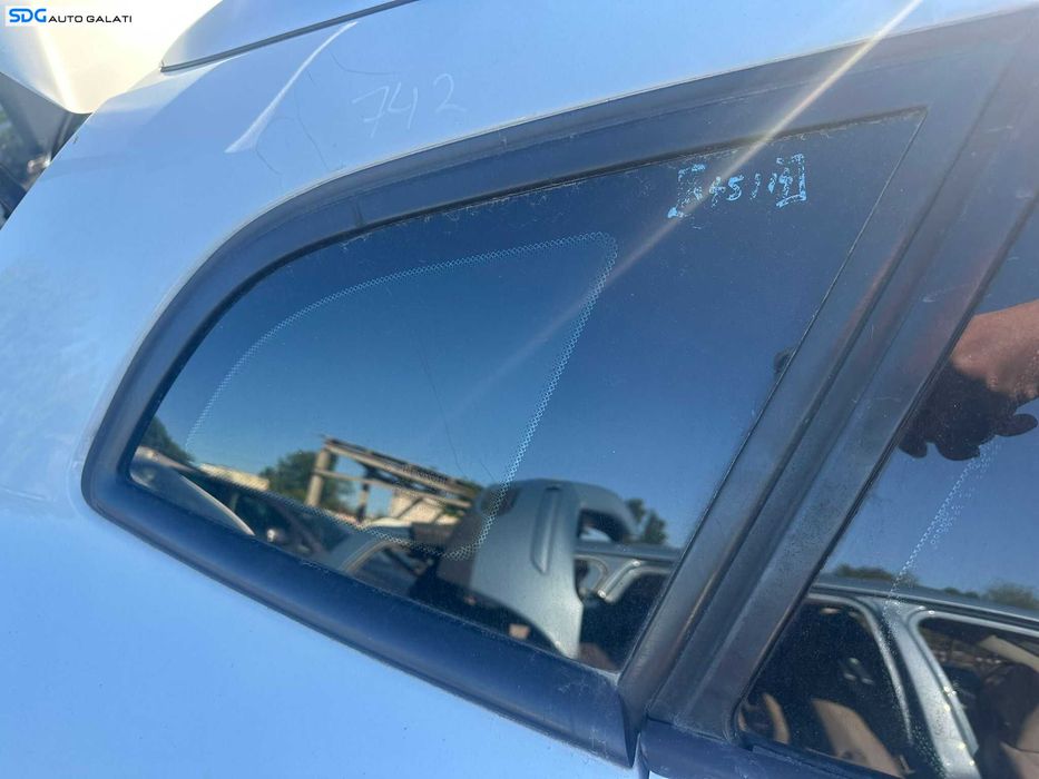Geam Sticla Fix de pe Aripa Dreapta Spate Renault Megane 3 Break Combi 2008 - 2016 [K4514]
