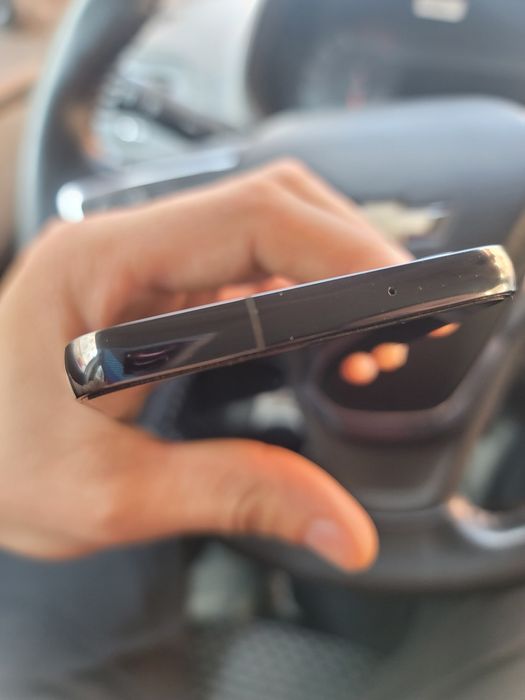 Samsung  S 23 Fe 8/512gb srochni sotiladi