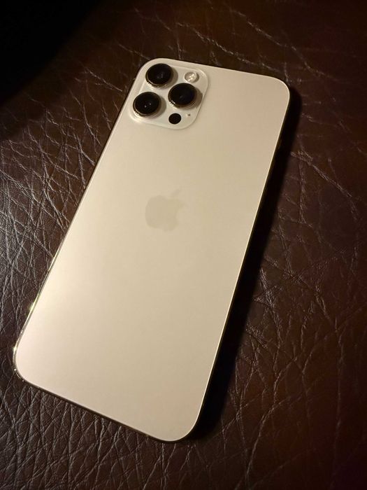 iPhone 12 Pro Max 128 GB – Gold | Перфектно състояние + Подарък!