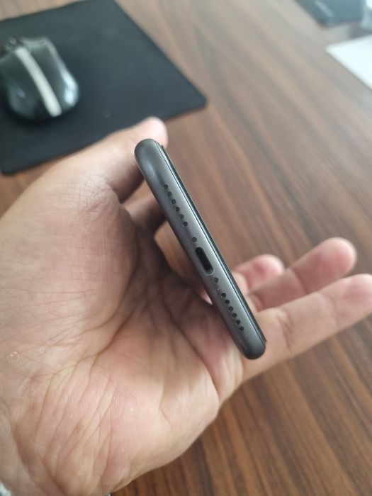 Iphone 11 black ideali 2023 ochilgan pachkadan