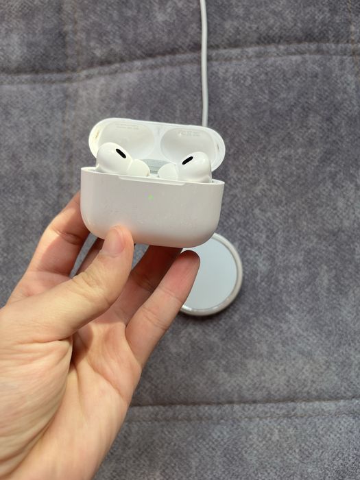 Продам Air pods 2pro и magsafe