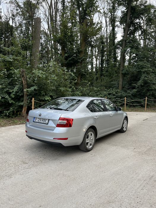 SKODA Octavia 2014 — imagine 4