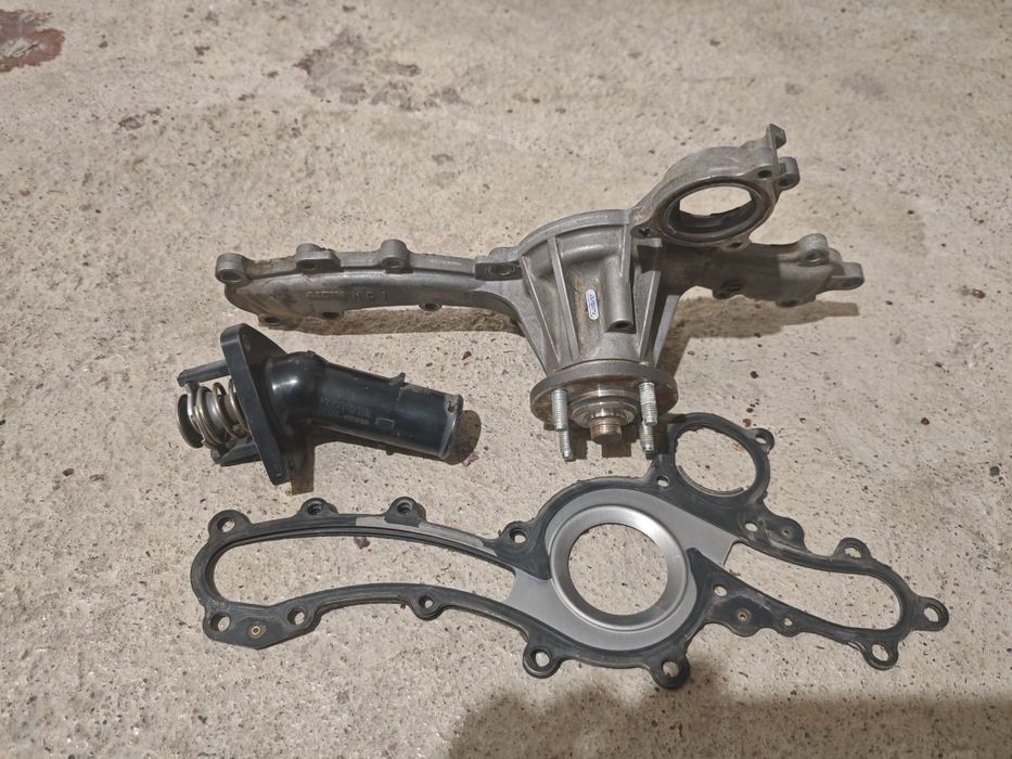 Помпа на 4runner 215 суппорта