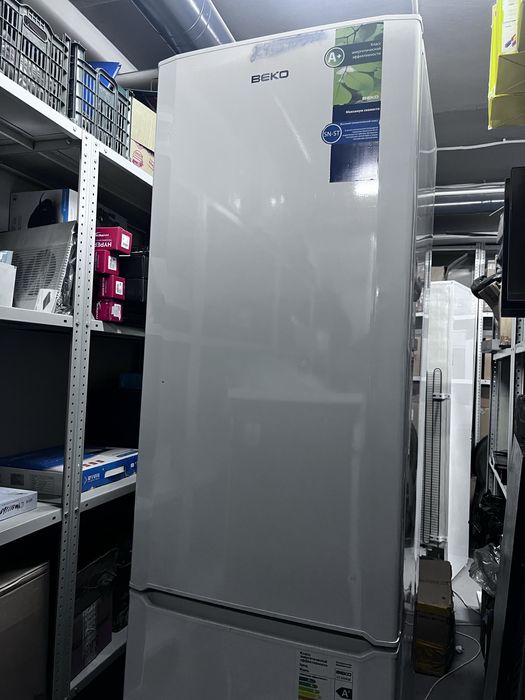 Холодильник BEKO