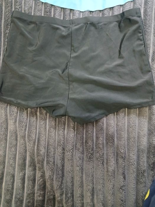 Купальник новый продам раздельный