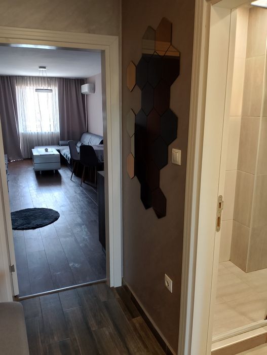 Дава се под наем Тристаен апартамент в Стара Загора, Център - 94 кв.м за 408 € - Снимка #12