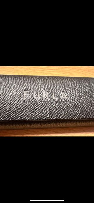 Рамки за очила на Furla.