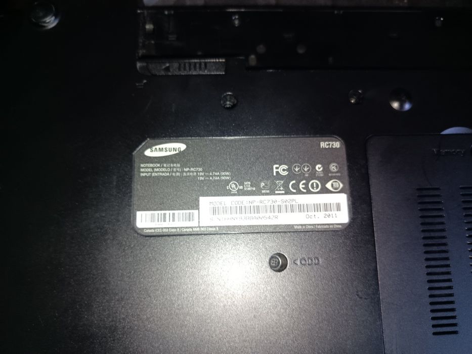 Laptop Asus RC730