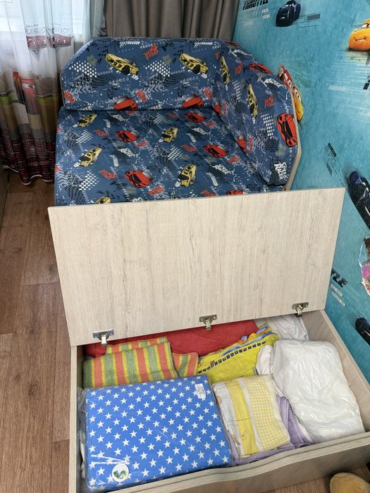 Детская тахта (кровать)